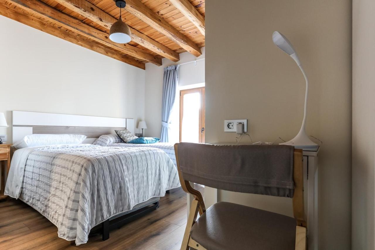 Apartamentos Turisticos Ribera Natura San Martin de Rubiales ภายนอก รูปภาพ