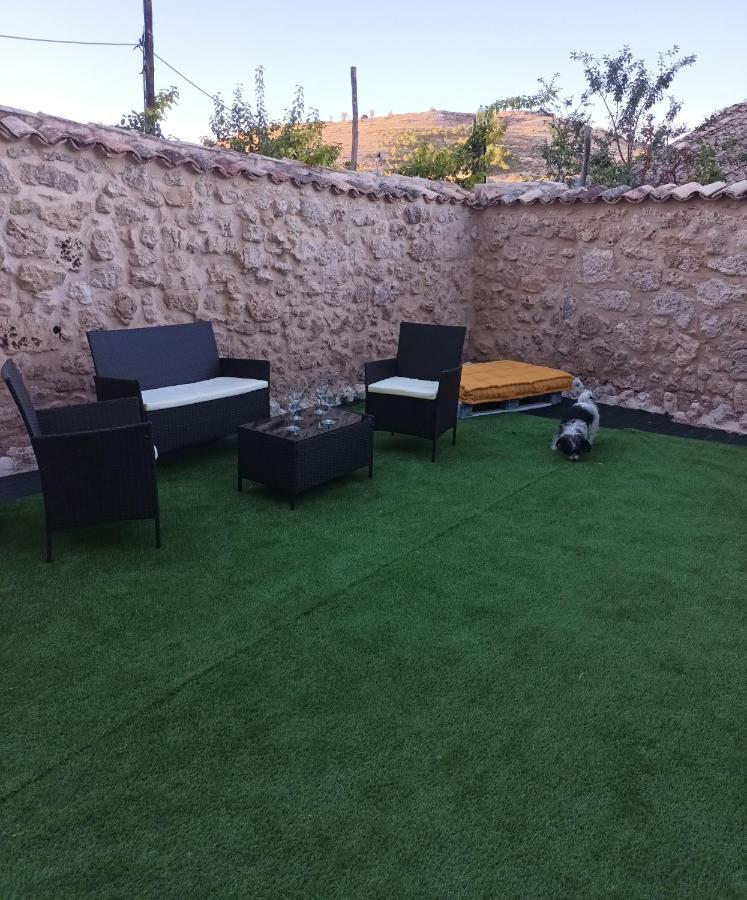 Apartamentos Turisticos Ribera Natura San Martin de Rubiales ภายนอก รูปภาพ