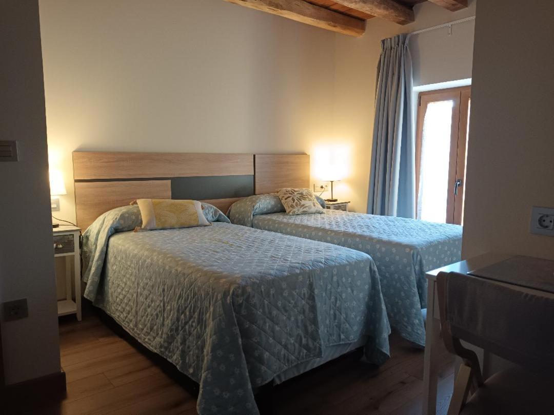 Apartamentos Turisticos Ribera Natura San Martin de Rubiales ภายนอก รูปภาพ